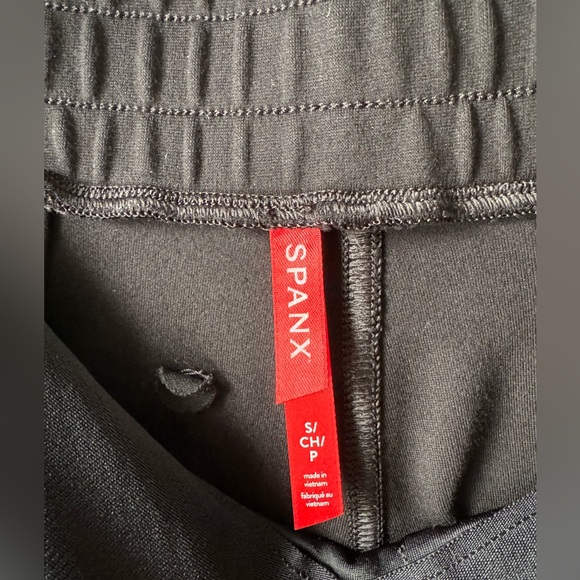 Spanx Perfect Pant Jogger, Black, Size Small - Picture 7 of 7
